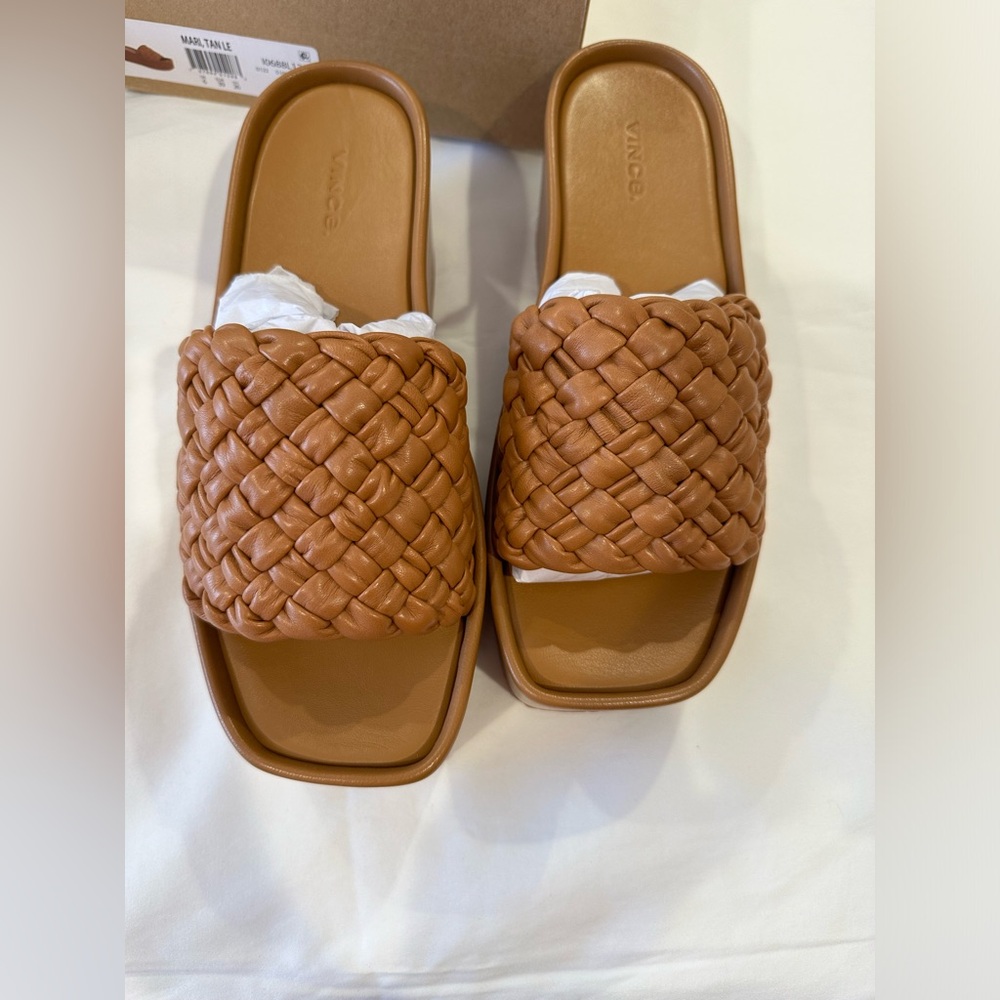 VINCE Mari Wedge Sandals in Tan New IN  BOX - Picture 4 of 8